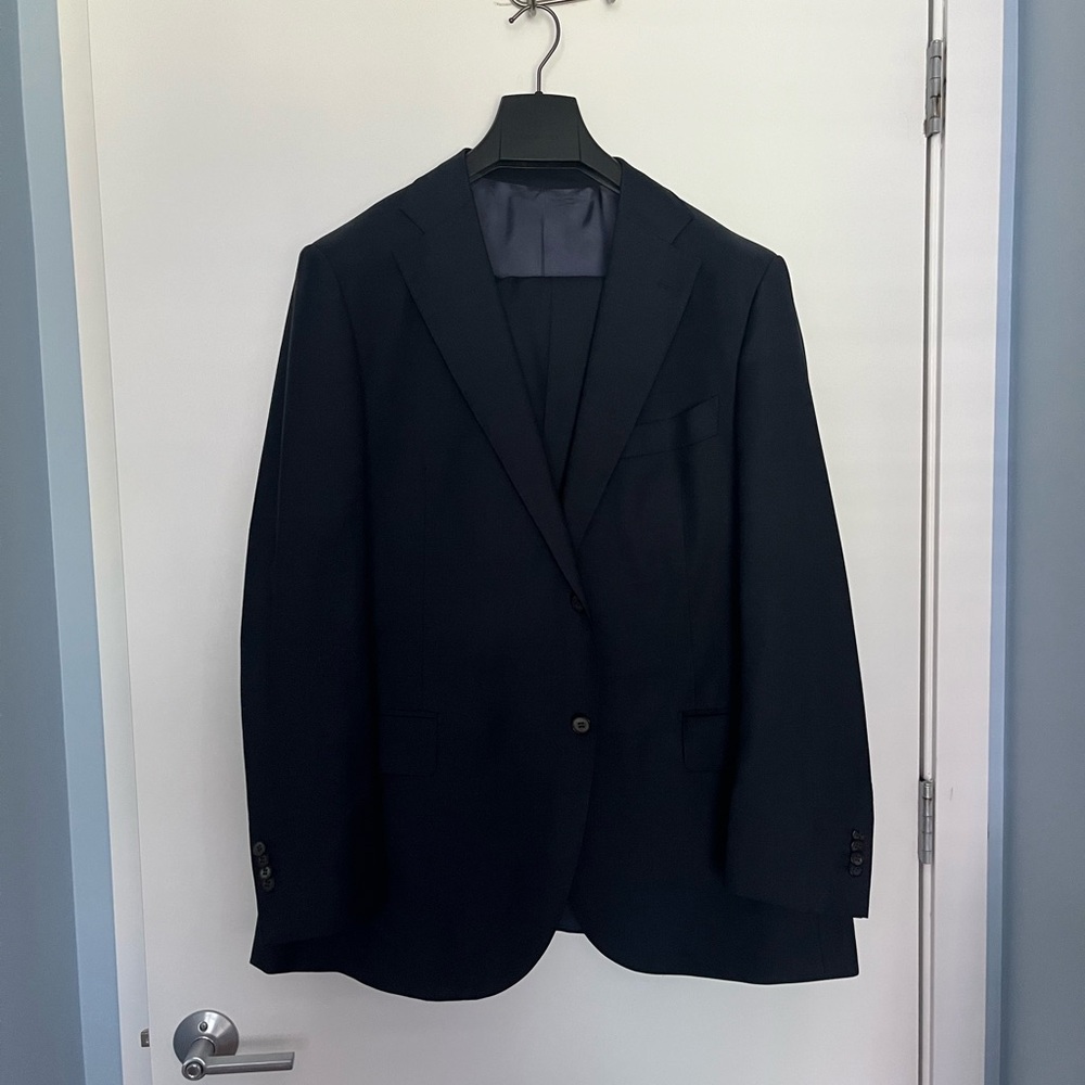 Suitsupply navy Wool suit